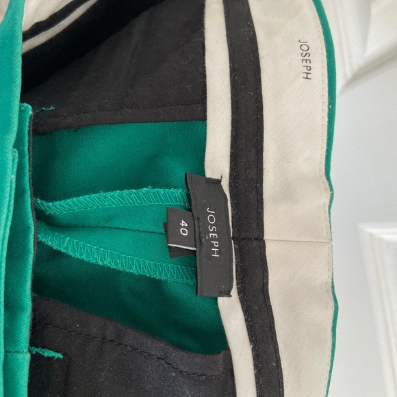 Green pants - Picture 3 of 5